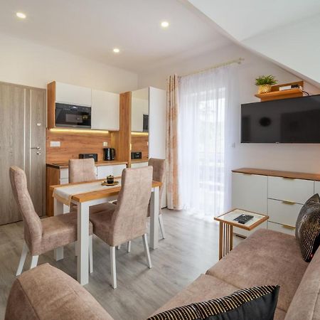 Pokoje Goscinne I Apartamenty Margaret Kudowa-Zdrój Exterior foto