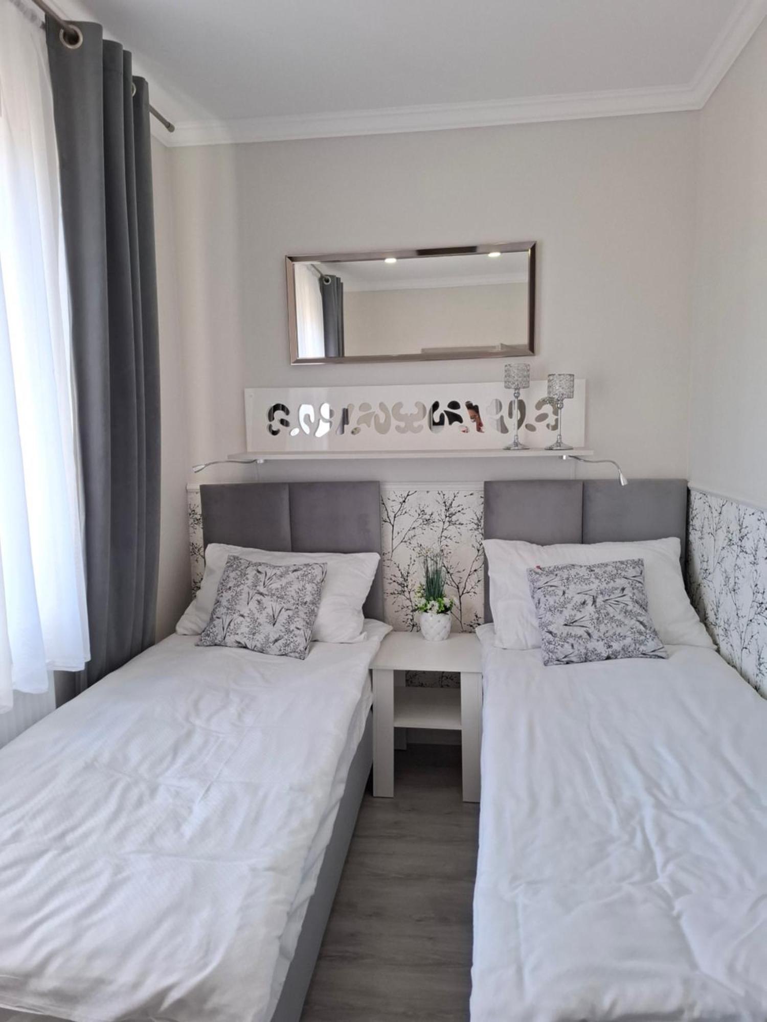 Pokoje Goscinne I Apartamenty Margaret Kudowa-Zdrój Exterior foto